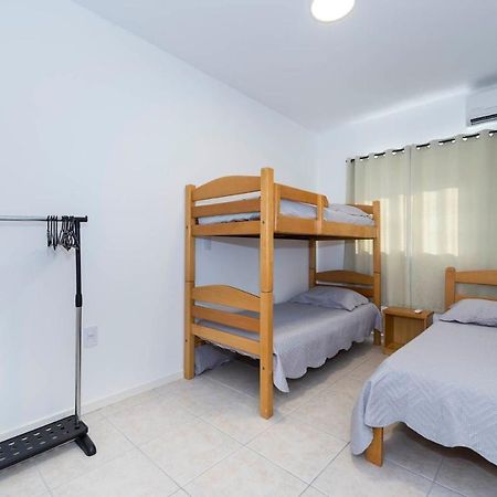 Apartamento Duplex Em 4 Ilhas Бомбіняс Екстер'єр фото