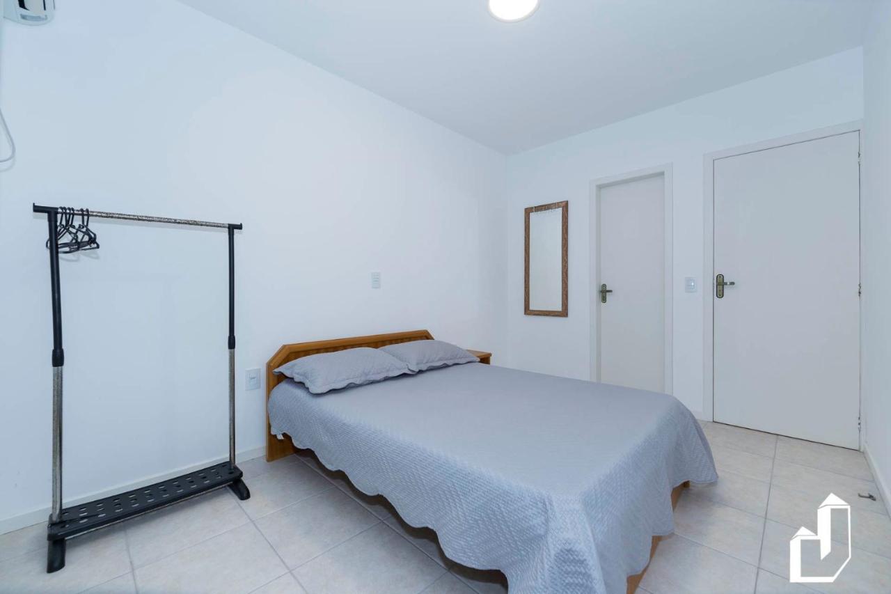 Apartamento Duplex Em 4 Ilhas Бомбіняс Екстер'єр фото